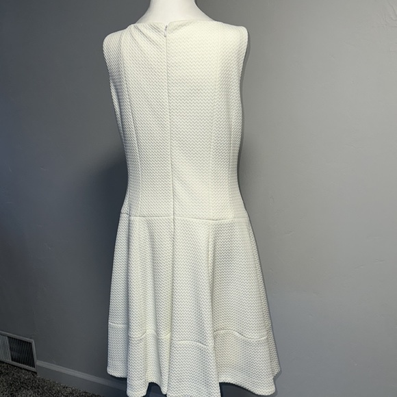 Calvin Klein Dress ❗️Final Price❗️ - Picture 3 of 10